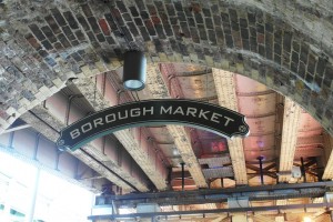 День 5. Пешая экскурсия по рынку Бороу и Району «Банк». 